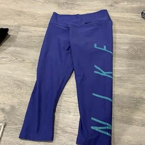Nike Capri workout pants